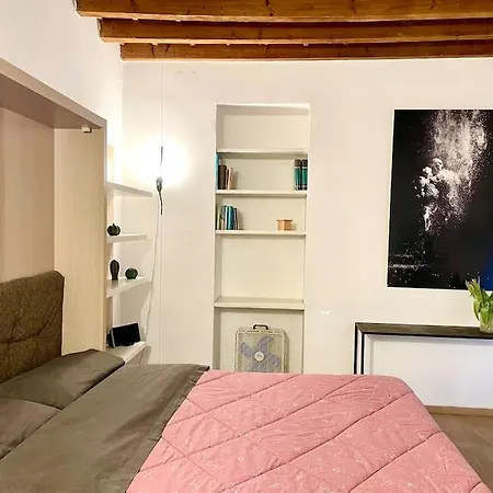 Design Studio Centro Storico Mediolan